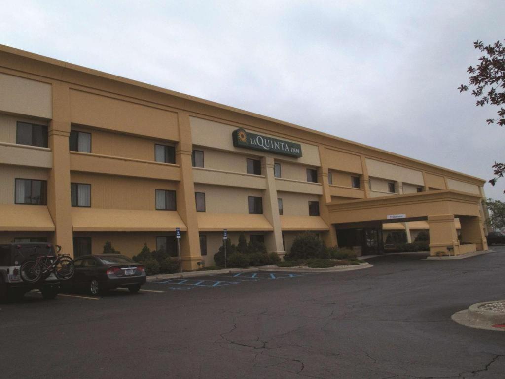 La Quinta Inn By Wyndham Detroit Саутгейт Екстериор снимка
